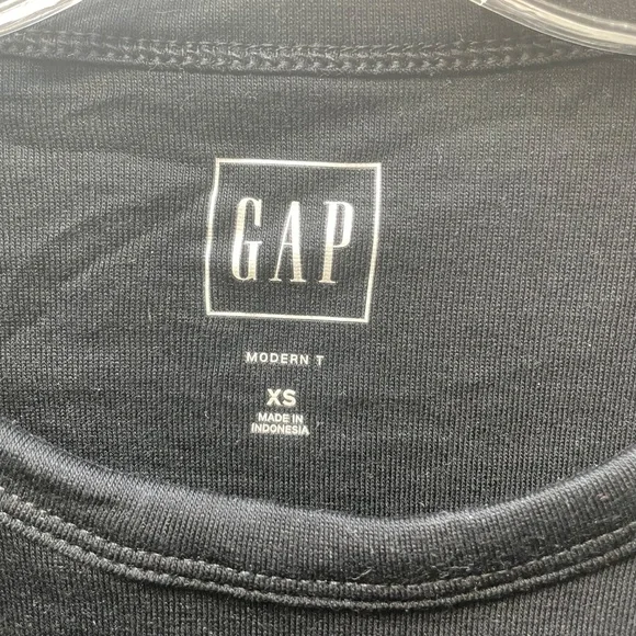 ❤️ GAP BLACK MODERN T CREWNECK LONG SLEEVE TOP SIZE XS NEW - Picture 4 of 4